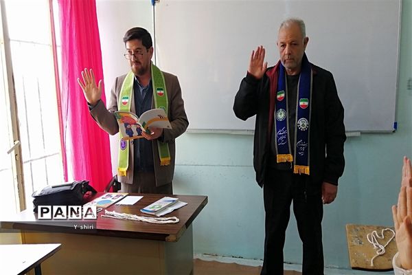 آموزش پیشتازان در مدارس محروم شهرستان‌های مانه و سملقان