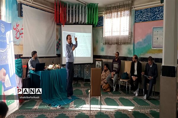 همایش رأی اولی‌ها در هنرستان شیخ محمد بلیغ شهرستان فیروزکوه