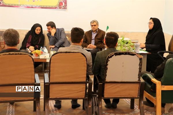 گردهمایی مدیران و معاونین فنی و مهارتی و سرپرستان کارگاه هنرستان ها و کاردانش شهر آشخانه