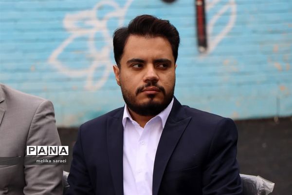 جشن  میلاد امام علی(ع) در آموزشگاه کمیل ناحیه یک بهارستان