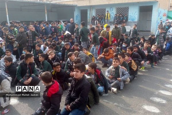 مراسم میلاد امام علی (ع) در دبستان شهید فرمانی