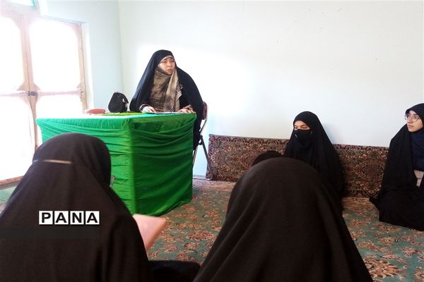 مسابقه قرآن عترت نماز در ناحیه هفت