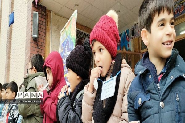 بازی‌های زورآزمایی و فکری بعد از امتحانات نوبت اول برای افزایش روحیه