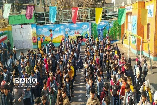 بازی‌های زورآزمایی و فکری بعد از امتحانات نوبت اول برای افزایش روحیه