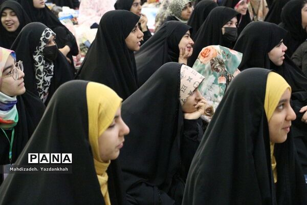 افتتاحیه مراسم معنوی اعتکاف در مسجد هجرت آموزش و پرورش ناحیه ۳ مشهد