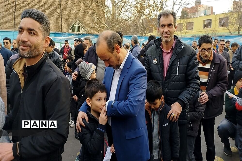 جشن میلاد امیرالمومنین علی علیه السلام در دبستان پسرانه امامت یک