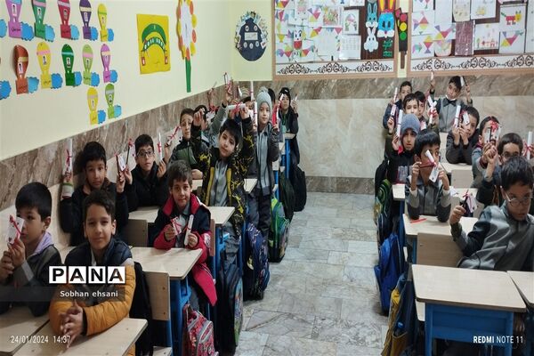 جشن میلاد امیرالمومنین علی علیه السلام در دبستان پسرانه امامت یک