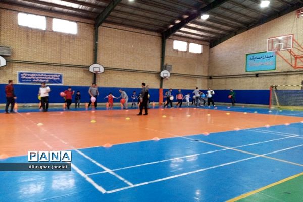 مسابقه پدر پسری و رقابت پایاپای بین پدرها و پسرها در شهرستان پیشوا