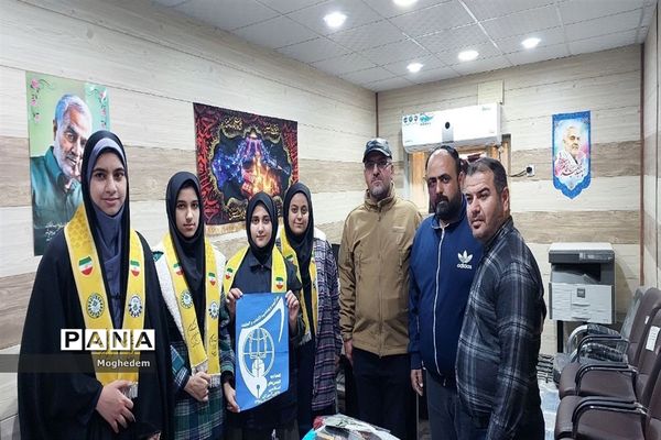 پویش بوسه بر دستان پدر توسط تشکیلات پیشتازان شادگان