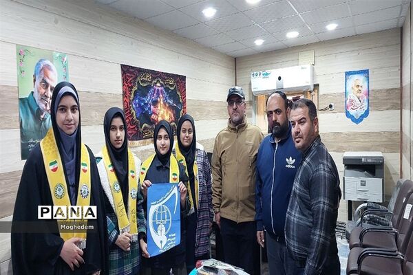 پویش بوسه بر دستان پدر توسط تشکیلات پیشتازان شادگان