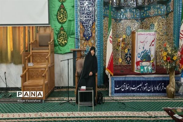 اعتکاف دانش‌آموزان دختر شهرستان مه ولات در مسجد جامع شهر فیض آباد
