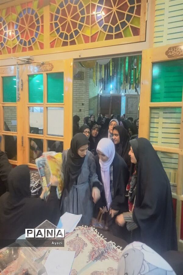 مراسم اعتکاف دانش‌آموزی در مسجد النبی اصفهان