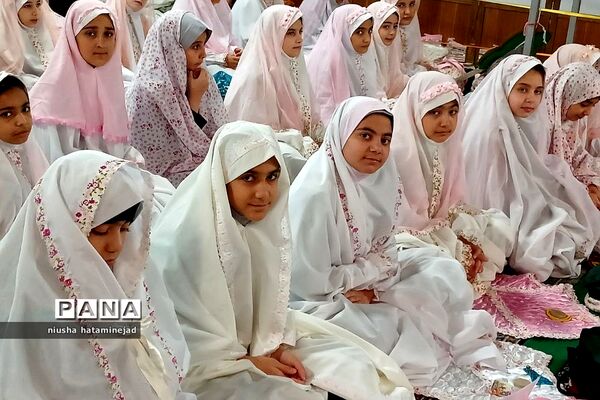 آیین عبادی سیاسی نماز جمعه در بهارستان‌دو