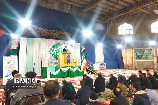 آیین عبادی سیاسی نماز جمعه در بهارستان‌دو