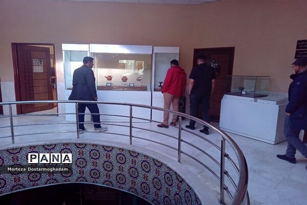 بازدید از موزه فرش و باستان شناسی شهرستان شیروان توسط شهروندان شیروانی