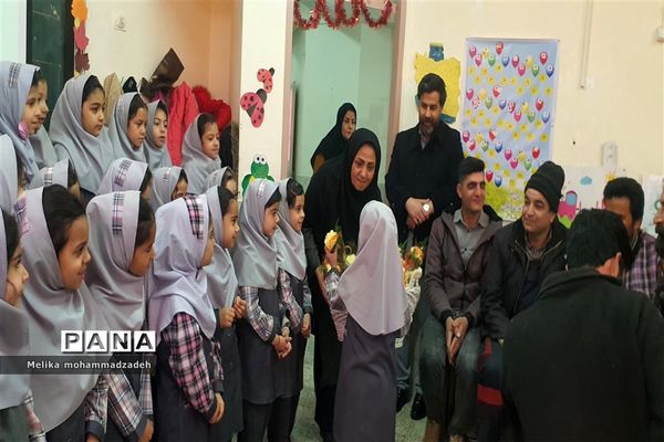 گرامیداشت ولادت حضرت علی(ع) در دبستان دخترانه معلم