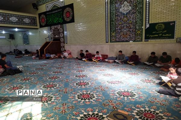 مراسم معنوی اعتکاف دانش‌آموزان پسر شادگانی