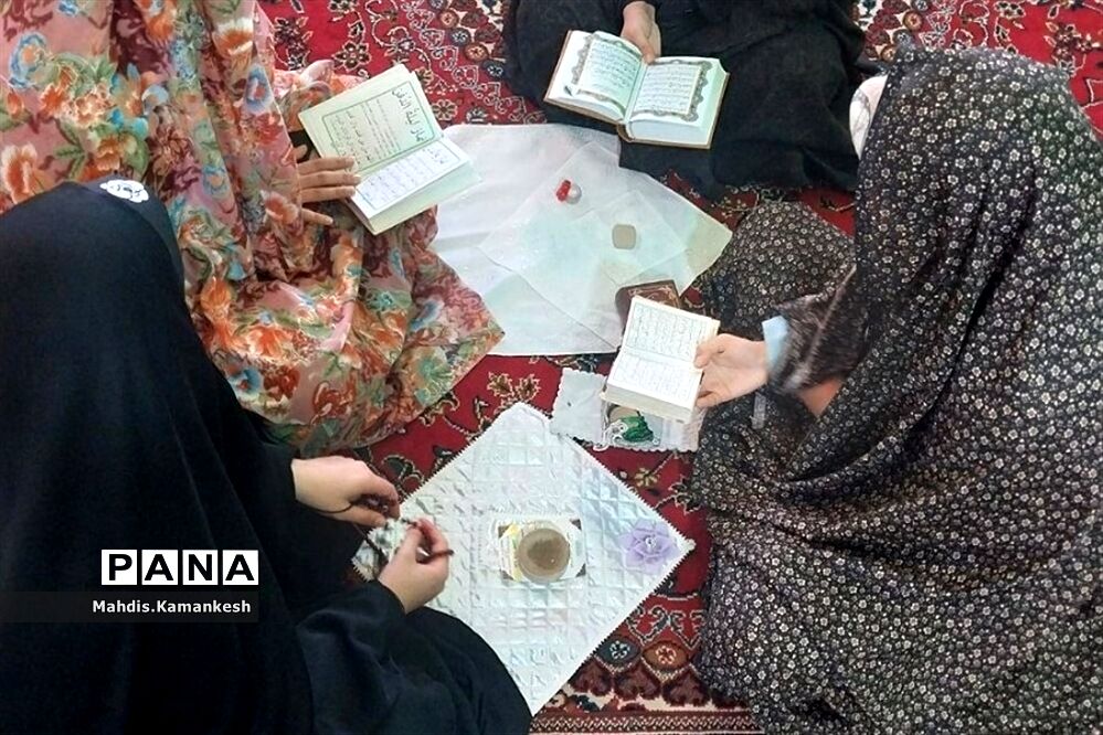اعتکاف دانش‌آموزی در پاکدشت