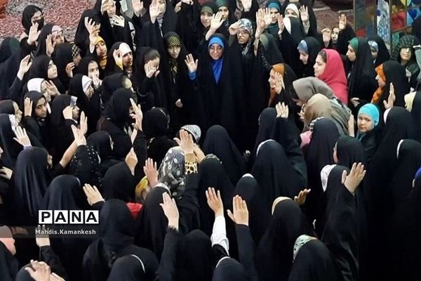 اعتکاف دانش‌آموزی در پاکدشت