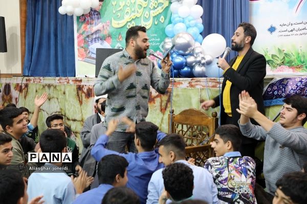 جشن تکلیف عبادی ویژه دانش‌آموزان پسر پایه نهم شهرستان پیشوا
