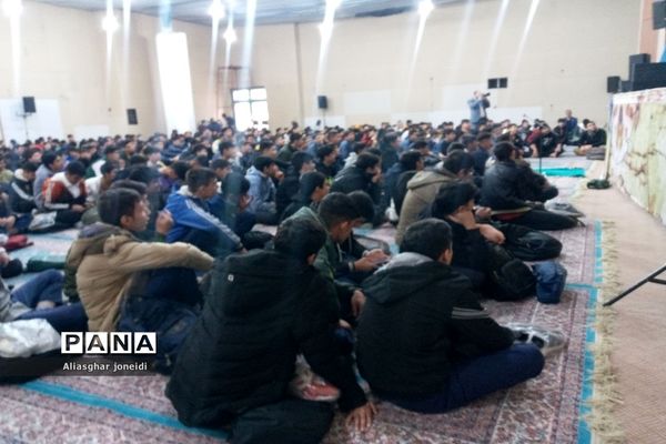 جشن تکلیف عبادی ویژه دانش‌آموزان پسر پایه نهم شهرستان پیشوا