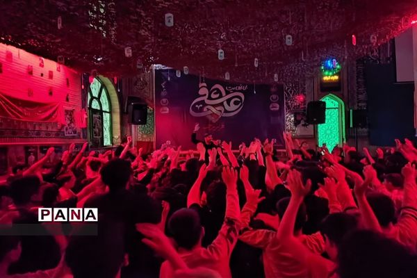 حضور دانش آموزان پسر شهرستان پیشوا در مراسم معنوی اعتکاف