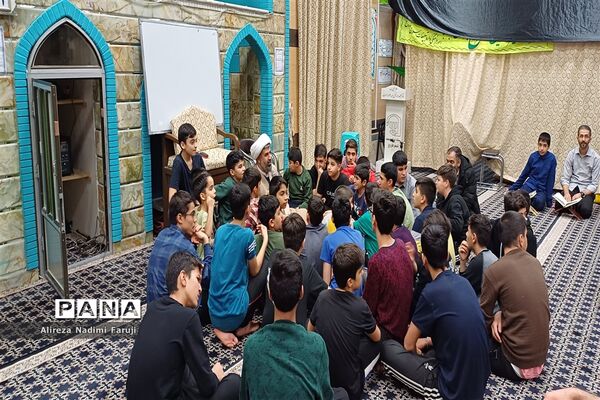 حضور پرشور مردم فاروج در مراسم اعتکاف