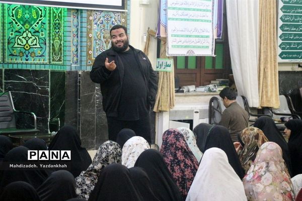 مراسم معنوی اعتکاف دانش‌آموزان ناحیه ۳ مشهد‌