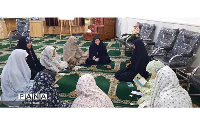 برگزاری مراسم اعتکاف و کارگاه مهربان‌ترین پدر در مشهد/ فیلم