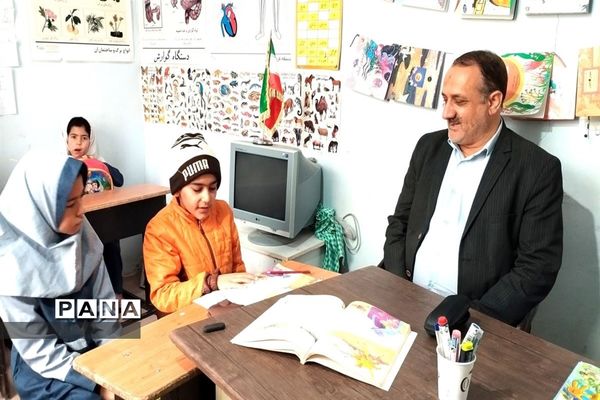 بازدید مدیر آموزش و  پرورش کلات از مدارس عشایری  این شهر