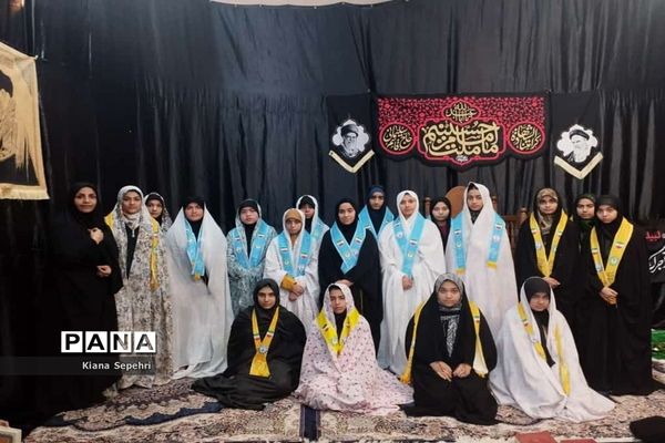 اعتکاف دانش‌آموزان در تنگستان و گناوه