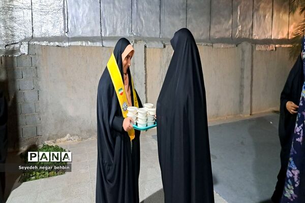 اعتکاف دانش‌آموزان در تنگستان و گناوه