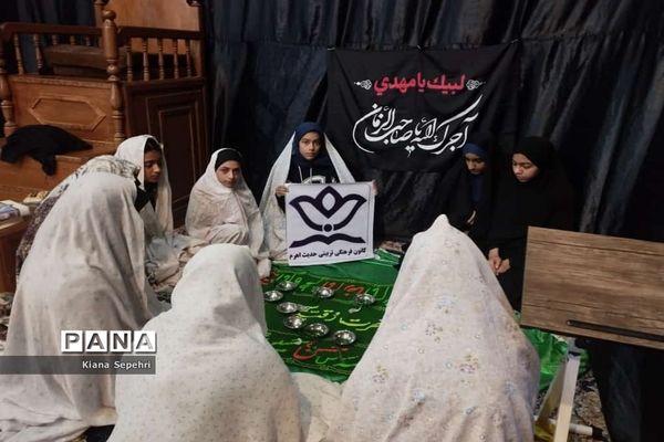 اعتکاف دانش‌آموزان در تنگستان و گناوه