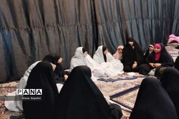 اعتکاف دانش‌آموزان در تنگستان و گناوه