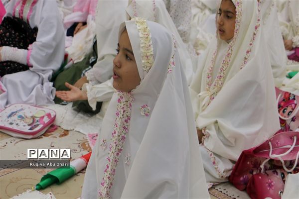 بهار بندگی ۳۰۰ نومکلف در امام‌زاده بی‌بی سکینه صفادشت