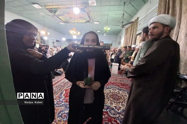 اعتکاف دانش‌آموزی در فاروج