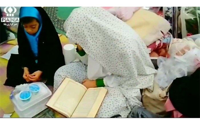 حال و هوای اعتکاف «مادر و دختری» در قم/ فیلم