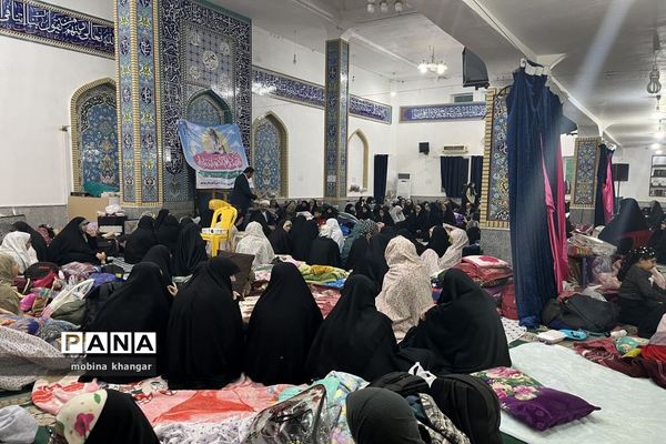 اعتکاف دانش‌آموزان در بوشهر