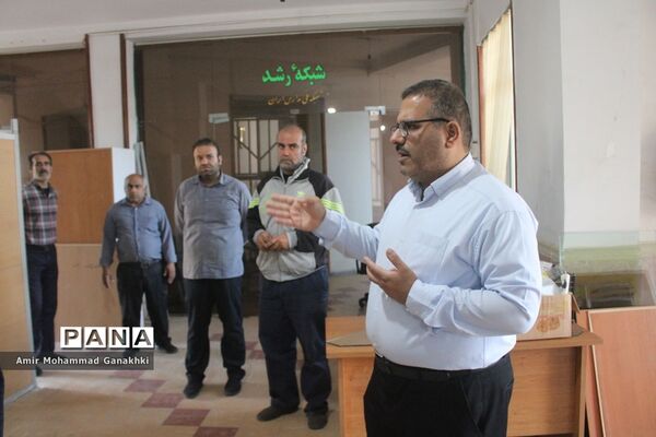 بازدید مسئولان آموزش و پرورش استان بوشهر از ساختمان جدید سازمان دانش‌آموزی استان