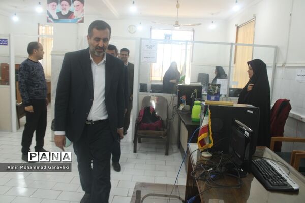 بازدید مسئولان آموزش و پرورش استان بوشهر از ساختمان جدید سازمان دانش‌آموزی استان