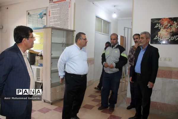 بازدید مسئولان آموزش و پرورش استان بوشهر از ساختمان جدید سازمان دانش‌آموزی استان