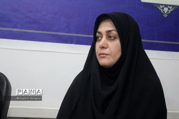 جلسه هم اندیشی سازمان دانش‌آموزی استان بوشهر با اداره نهضت سوادآموزی استان