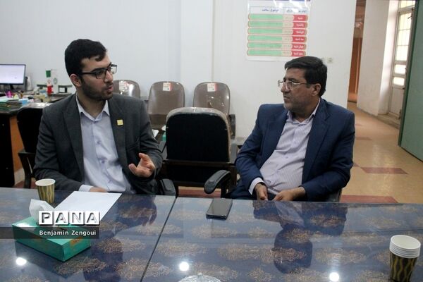 جلسه هم اندیشی سازمان دانش‌آموزی استان بوشهر با اداره نهضت سوادآموزی استان