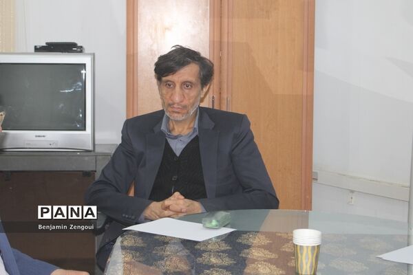 جلسه هم اندیشی سازمان دانش‌آموزی استان بوشهر با اداره نهضت سوادآموزی استان