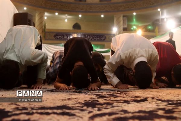 اعتکاف دانش‌آموزی در یزد