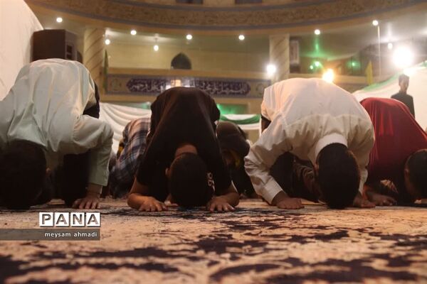 اعتکاف دانش‌آموزی در یزد