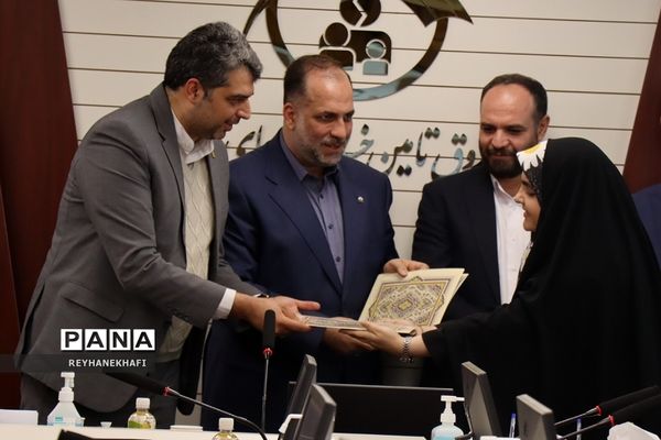 مراسم تجلیل از برگزیدگان پویش «بیمــه شــرط عقــل است» در ساختمان صندوق تامین خسارت‌های بدنی