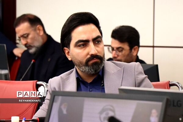 مراسم تجلیل از برگزیدگان پویش «بیمــه شــرط عقــل است» در ساختمان صندوق تامین خسارت‌های بدنی