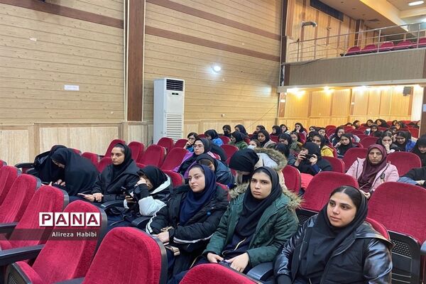 همایش مشق سرنوشت‌ در شهرستان ملارد