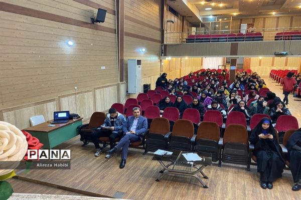 همایش مشق سرنوشت‌ در شهرستان ملارد